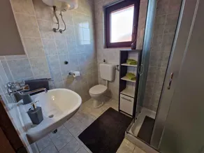Holiday apartment with air conditioning and Internet access - Image 5