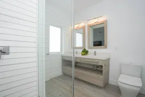 Poolside Sanctuary 4B 4B heated pool ,Jacuzzi 1Gb internet. - Image 3