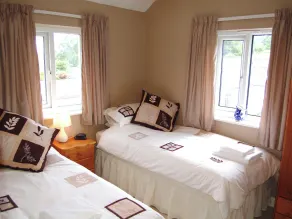 2 chambres à coucher à Braithwaite - Image 4