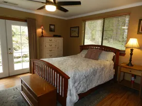 Beautiful Creekside Home in Mariposa Pines Close to Yosemite.  No cleaning fee. - Image 4