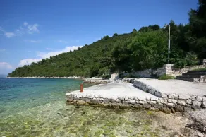 Treværelses lejlighed ved stranden Prozurska Luka, Mljet (A-4939-a) - Image 4