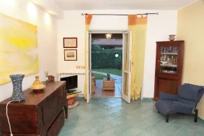 Elegante Villa im sizilianischen Stil im Yachthafen von Marina di Portorosa - Image 2