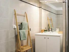 Charming 28 m² Love Nest in Vanves - Image 2
