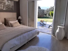 Beautiful air-conditioned villa with jacuzzi pool, large, quiet property with trees. - Image 3