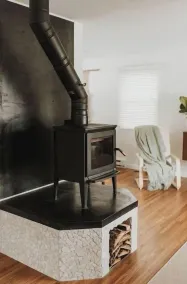 Quiet Cottage in the Valley with Outdoor Sauna - Image 3