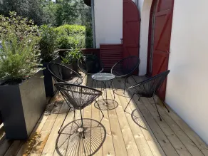2 bedrooms, 2 bathrooms appartement with terrace and balcony, close to beaches - Image 5