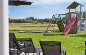 6 Bedroom Accommodation in Vejby - Image 5