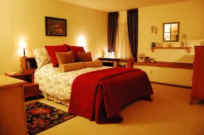 Spacious & Bright Townhouse! Almost in Beaver Creek and less than half the $$ - Image 5