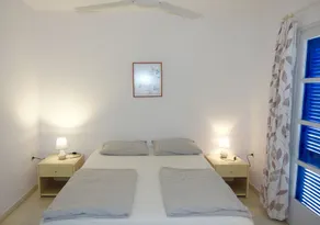 Kamari Villa-H con piscina privata - Image 5