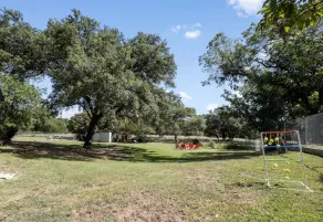 J's Place on Lake Whitney - Image 3