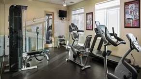 2br Unit- Golfing, Caving and a Music Hall! - Image 5