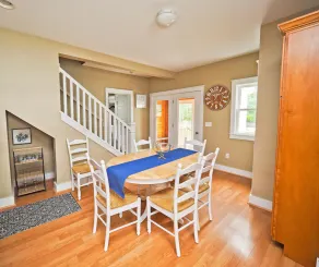 Boyne City, 4 blocks to Lake Charlevoix, 4 bedrooms, sleeps 13 - Image 3