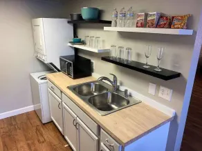 Quiet Professional- Clean, Quiet, Convenient-Clovis, NM - Image 4