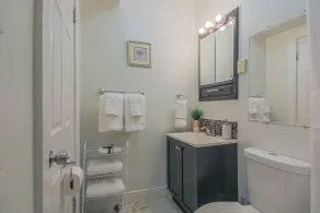 Charming One Bed with Office near Chicago - Image 3