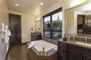 Parade of Homes triple award winning estate, short WALK TO SLOPES, sprawling modern luxury!! - Image 4
