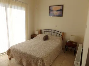 Villa Georgina lovely well equipped villa, vibrant garden, large pool & sea view - Image 4