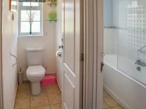 3 bedroom accommodation in Ormesby St Margaret, near Great Yarmouth - Image 2