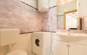 Fantastica casa con 2 camere da letto a Rovinjsko. - Image 2