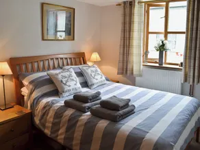 1 bedroom accommodation in West Mersea, near Colchester - Image 3