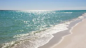 Aquamarine! Sleeps 12! Close to Community Pool! Private Beach Access! - Image 5