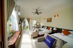5mins to old town & beach! Private family villa w/ Pool - B.fast inc. - Image 4