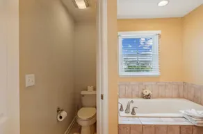 Coastal Charm at Bayside, Golf Cart Access, Pools - Image 4
