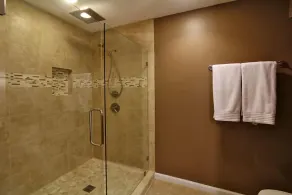 Romantique 1 BR Condo-MAJOR DE RÉNOVATION, juillet 2014, New séjour / mobilier de salle de zone - Image 3