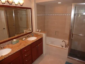 Été Annonce spéciale 139 $ / nuit, nouvellement meublé 2 lits, 2 salles de bain, 6 couchages - Image 4