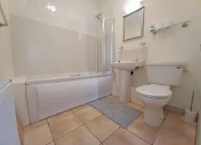 Beachside Avenue Holiday Home No 15 by Trident Holiday Homes - Image 3