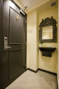 9 Boutique Hotel - Image 3