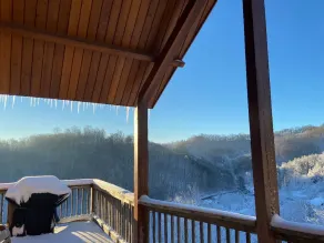 Blue Moon Lodge, Smukke udsigt, 10 minutter fra Boone! - Image 3