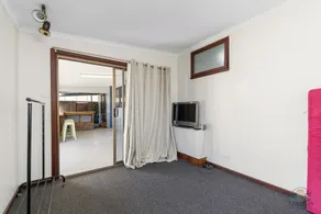 The Newby - Image 2
