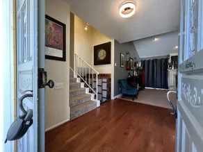 Retreat style private pool home in Mission Viejo - Image 2