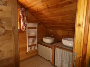 Appartement neuf très bien équipe ambiance chaleureuse de montagne Vars 05560 - Image 2