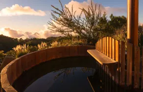 Tiny House Vogelnest- Privates Weingut mit Pool über den Wolken, Meerblick, WLAN - Image 2