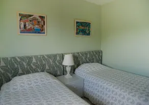 Beautiful 2-Bedroom Apartment right on the beach in this tranquil little bay - Image 5