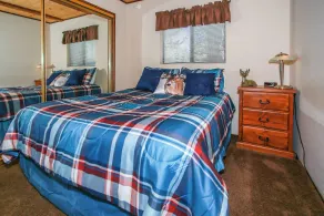 Cedar Pines - Mountain home in a tree filled neighborhood with WIFI - Image 5