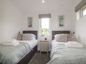 7 MEADOW RETREAT, family friendly, luxury holiday cottage in Dobwalls - Image 5