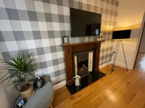 Entire townhouse hosted by Beni - Image 4
