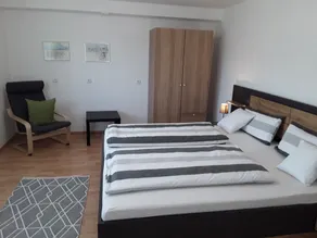 Apartment \"Bieniussa 3\" with Private Garden & Wi-Fi - Image 3