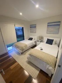 Woonona Beach House a few steps from patrolled beach, parks and cafes - Image 5