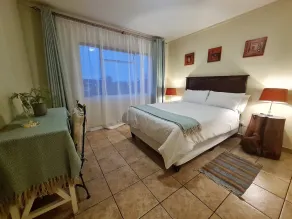 Entire 2 bed apartment @Menlyn Maine. - Image 5