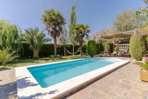 Rural house with pool, garden and BBQ - Image 5
