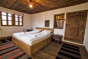 Traditional Bulgarian house with stunning mountain view - Image 4