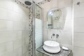 Apartment '2' with Sea View, Wi-Fi and Air Conditioning - Image 2