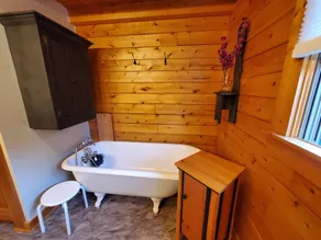 Sunset Cabin by the Sea, Log cabin stunning views - Image 3