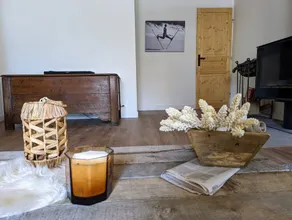 COMFORTABLE CHALET - QUIET AND CLOSE TO EVERYTHING - Image 2