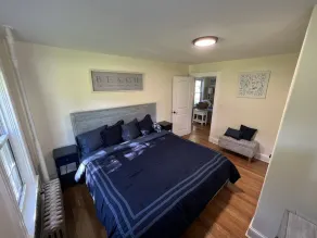 Private Beach + Bonfires at This 126 Year Old Lake House + Great fishing! - Image 4