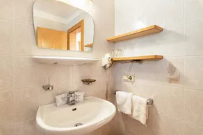 Apartment 'Figisterhof Small' with Mountain View, Shared Terrace and Wi-Fi - Image 5