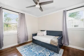 The Cozy House In Quiet Ingleside Area - Image 5